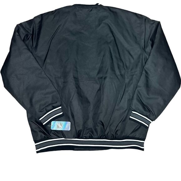 Boston Bruins Jacket in Black - Picture 3 of 11